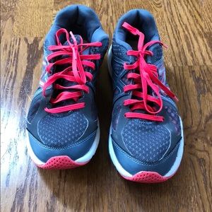 New balance trainers, excellent condition!